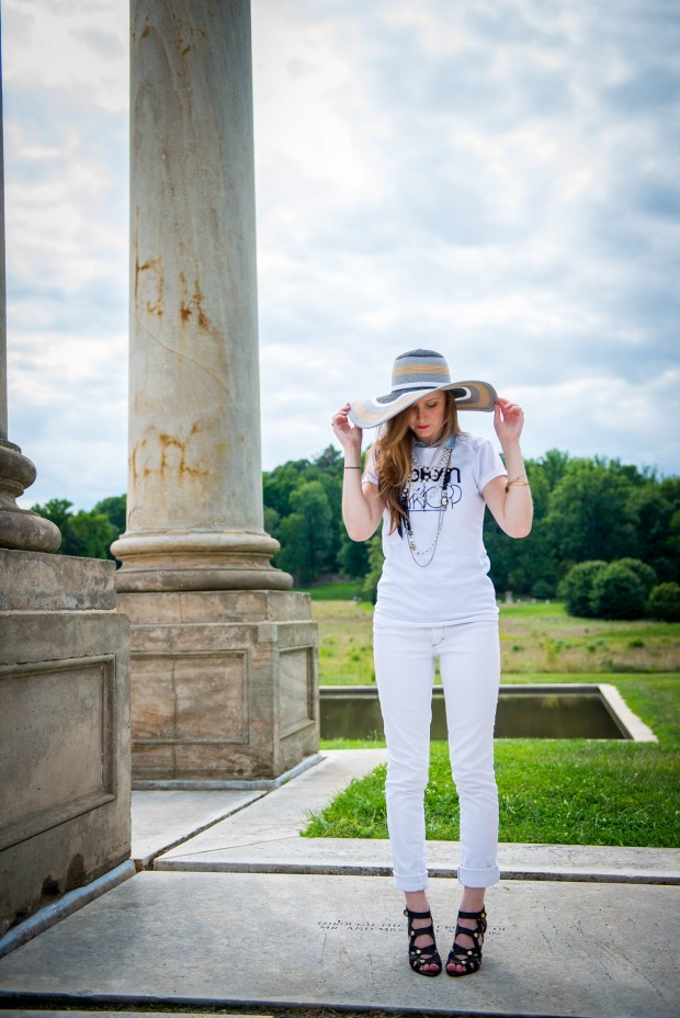 Graphic & Monochromatic | Jackietarablog